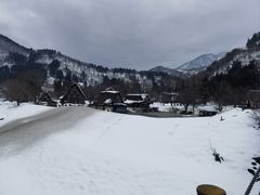 -白川乡与五箇山的合掌构造村落