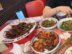 -金陵大勇烧烤·小龙虾·海鲜大咖(竹山路店)