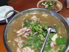 -谢老五跷脚牛肉·非遗传承店