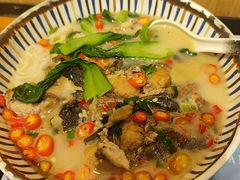 -鲜越鲜鱼粉(财富购物中心店)