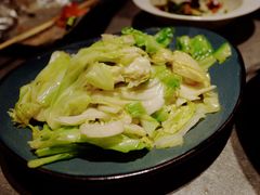 炝炒牛心菜-耶里夏丽·丝路国际新疆菜·清真食品(徐汇南丹东路臻选店)