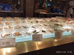 -半岛翡丽海鲜自助餐厅(观风亭店)