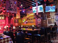 -鲨鱼美式餐厅酒吧Sharky