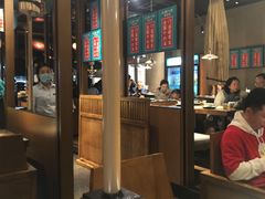 大堂-九锅一堂酸菜鱼(新南凯德直营店)
