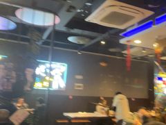 -老街烧烤大排档·地道湖北菜·龙虾馆(汉口火车站店)