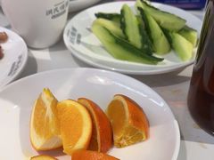 -洪氏嗨捞·广东猪肚鸡·椰子鸡火锅(西咸万象城店)