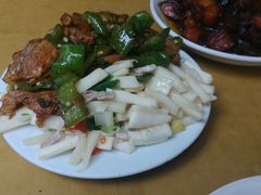 回锅肉-十一街苍蝇馆子转经消江湖菜(九眼桥十一街店)