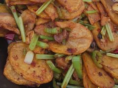 干锅土豆片-牛八宝桂林米粉(八里庄店)