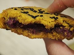 荞香玫瑰鲜花饼-嘉华饼屋JOY BAKERY(南屏街店)