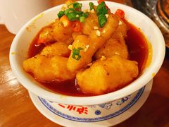 冒虾滑-炉小二铜锅牛蛙•川湘菜(三里屯店)