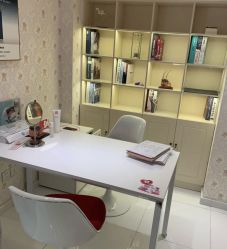 -咪咪比基尼脱毛专业店