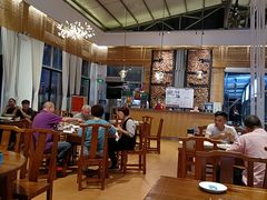 大堂-凤阁楼果木烧鹅(鹤山陈山店)