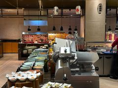 -广州万富希尔顿酒店·感趣自助餐厅·金秋蟹宴生蚝海鲜刺身