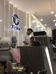 -AYO SALON