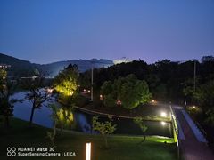 -上海佘山世茂艾美酒店