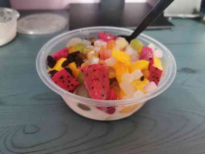 鲜果e铺水果捞-"点了一份外卖好实惠哦,水果量很足,里面.