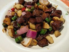 黑椒蒜仔牛肉粒-东土食研所(渔港路店)