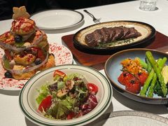 -Mogul Eatery·大亨餐酒馆