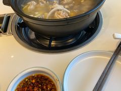 -东椰·海南椰子鸡火锅(朝阳门店)