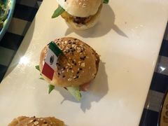 -彼德西餐厅(凯德广场新南店)