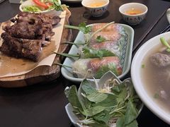 -大头虾越式风味餐厅(光明广场店)