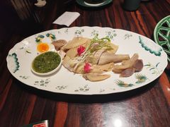 -粤·向群饭店(麓景路店)