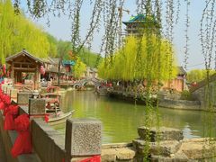 -雪山彩虹谷景区