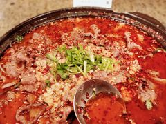 水煮牛肉-华邑酒店·鲜艳全日自助餐厅