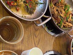 -吃饭皇帝大土家民族菜(正大广场店)