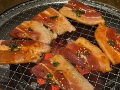 -山川小町·极番烧肉(新地假日广场店)