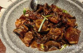 Stewed Eel with Pork Ribs