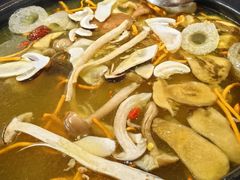 -野菌王•养生汤锅•野生菌火锅(大理漾濞路店)