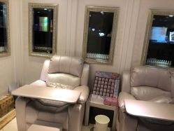 -孔雀手美甲美睫护理