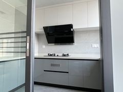 -华佑装饰集团(南海路店)