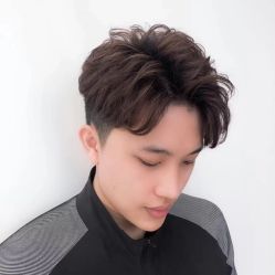 -朗峰专业美发沙龙