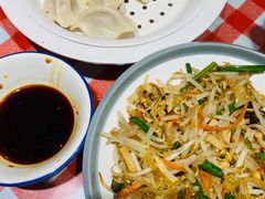 -老郑家东北春饼(龙悦居店)