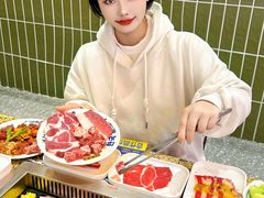 -阿亲家·韩式无限烤肉(花果园店)