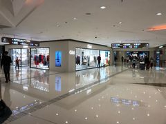 -香港ELEMENTS圆方