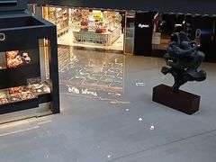-泡泡玛特POPMART(侨福芳草地店)