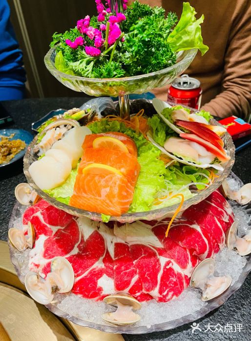 湊湊火锅·茶憩(打浦桥日月光店)海陆拼盘图片