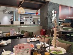 -得意咚瓜·顺德鱼生·冬瓜火锅(深圳首店)