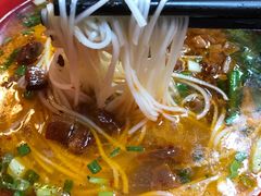 焖肉饵丝-朱家花园食府(顺城王府井店)