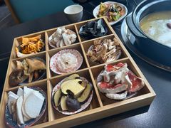 -野菌皇海景野生菌火锅(滨海大道店)
