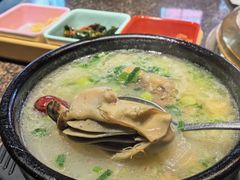 生蚝-正苑26年海鲜烤肉•牛尾汤汤饭(东港店)