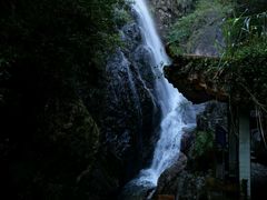 -南昆山川龙瀑布