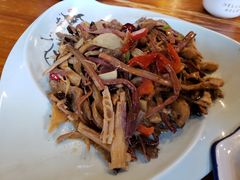 -小厨子私房菜·云南美食店