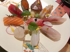 天金十贯寿司拼-鸟山鸣·日料食堂(王府井店)