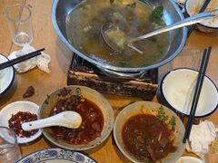-谢老五跷脚牛肉·非遗传承店