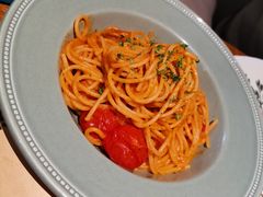 -JINNS锦时 steak&pizza(浸信会礼拜堂旧址店)