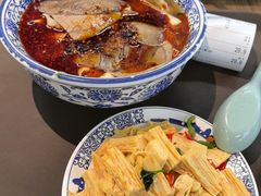 -兰州陈记牛肉面 ·烧烤· 铜锅涮肉(万达店)